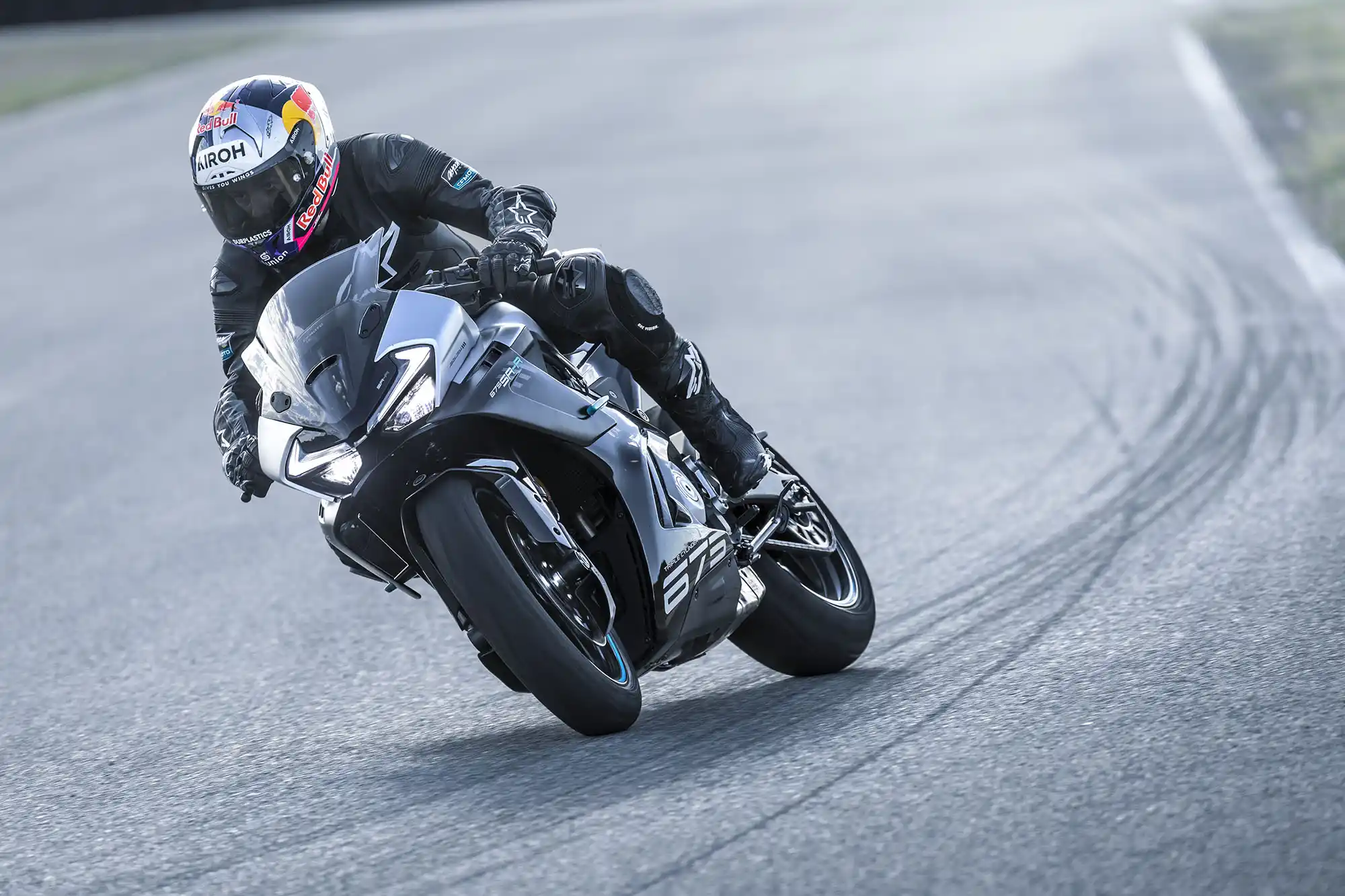 CFMOTO 675 SR-R - Galerie 1
